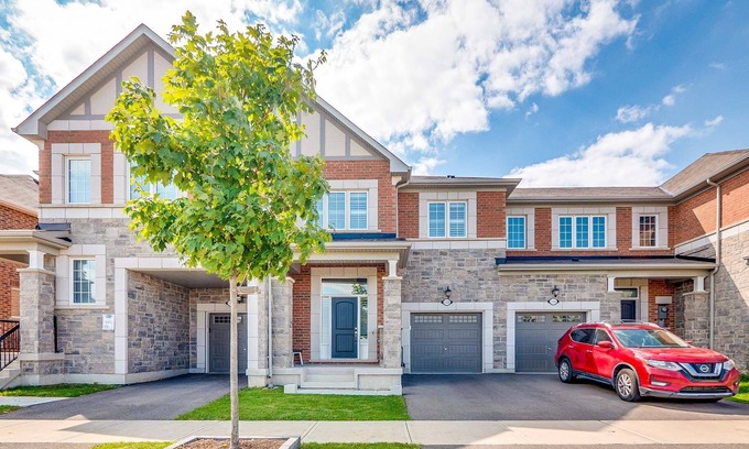 Halton Regional Municipality House | "Temporary Tranquility Awaits: 3-Bedroom Townhome in Milton, Ontario