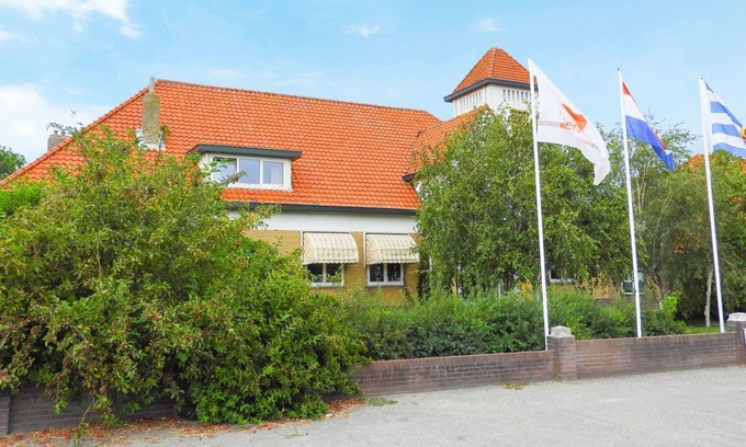 Groede House | Ten-person luxury holiday home in Groede, 2 km from the North Sea
