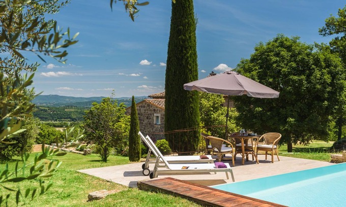 Sarteano Villa | Terra Quercus 7, Emma Villas
