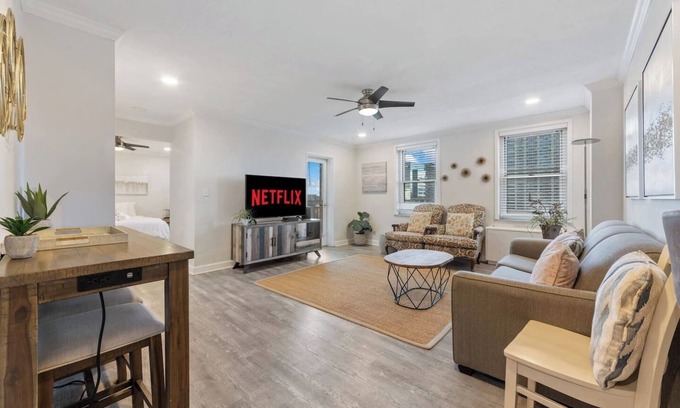 Downtown Atlanta Condo | Terrace, Skyline View, Downtown, Restaurant & Bars