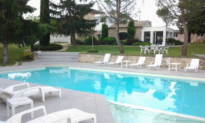 Cales House | Terraced Terral, comfort & infinity pool