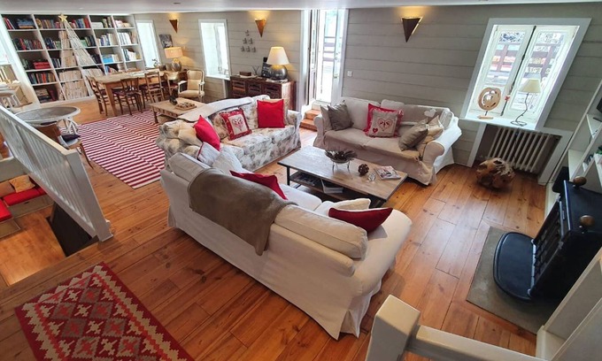 Viel-Alpe Ski Chalet | Terrasse panoramique, sauna privé, salle de jeux