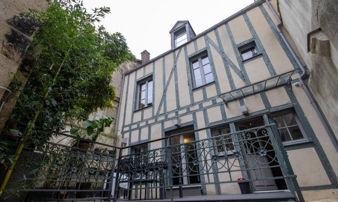 Amboise Apartment | Terrasse SUR LA Tour Garçonnet - Appartement 65m²