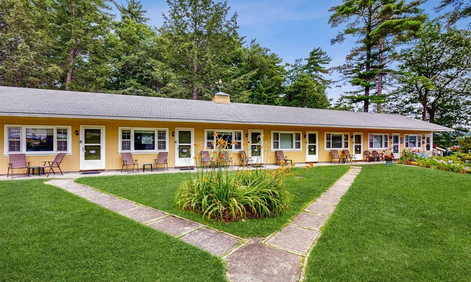 Alton Bay House | Terrific studio suite right on the water w/free WiFi, bay views, kitchenette