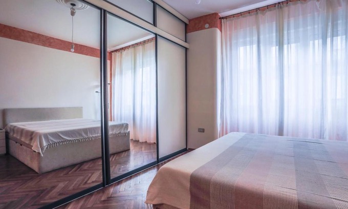 Vracar Apartment | Tesla Museum Residence