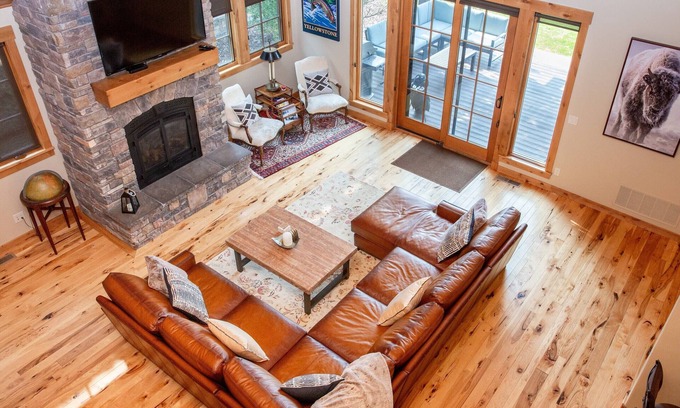 Victor House | Teton Springs Luxury Home Golf Course View Close to Jackson Hole/Grand Teton