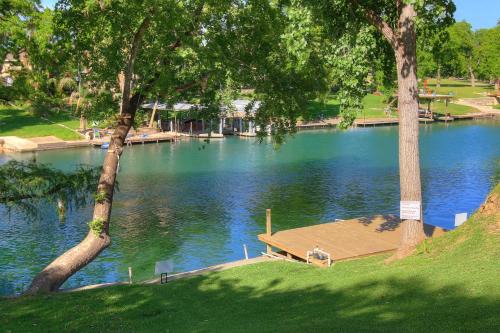 New Braunfels House | Texas River Haus LD 1683
