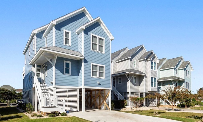 Manteo House | THANKSGIVING and CHRISTMAS now available!
