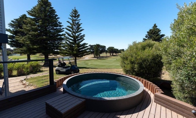 Goolwa South House | The 19th Hole - Billabong Rd-Golf-Pets Negotiable