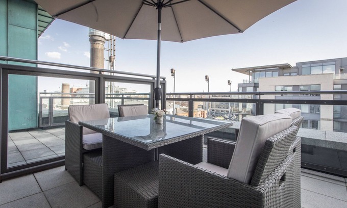 City Centre Dublin Apartment | The 3 Bed Smithfield Penthouse
