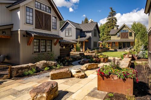 Crested Butte House | The Alley Bundle at Academy Place