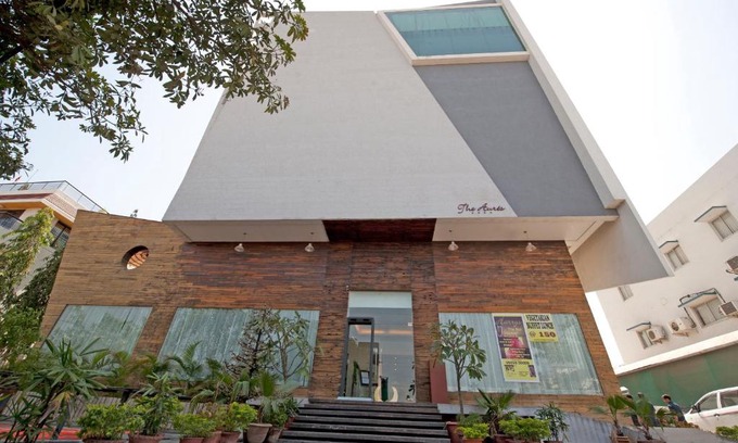 Daulatabad Hotel | The Aures (formerly known as Keys Select The Aures)