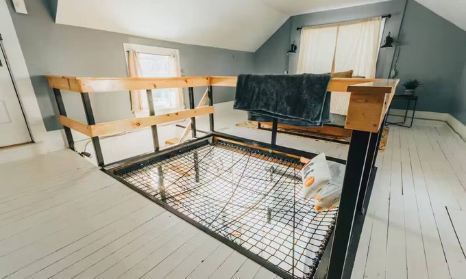 Logan Apartment | The Banana Hammock