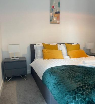 Moffat Apartment | The Bank Tower