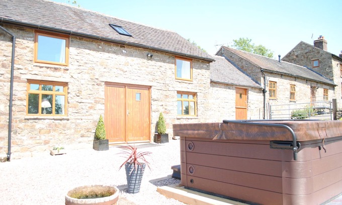 Leek House | The Barn at Brambles Farm