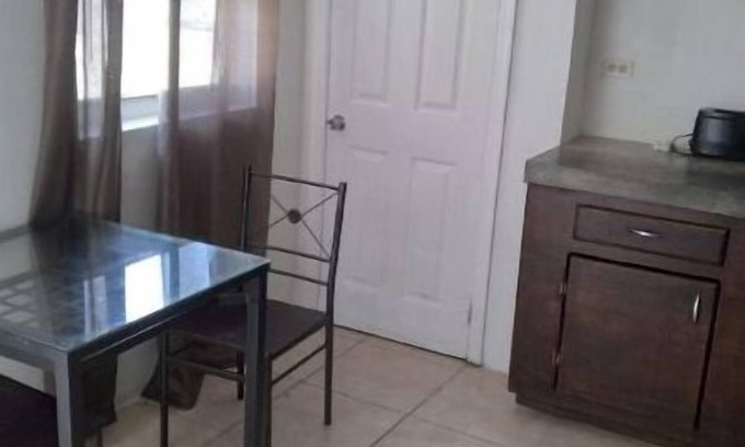 Alice Town House | The beach is our back yard apt #1A