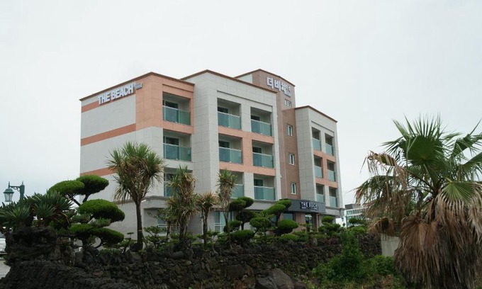 Downtown House | The Beach Pension