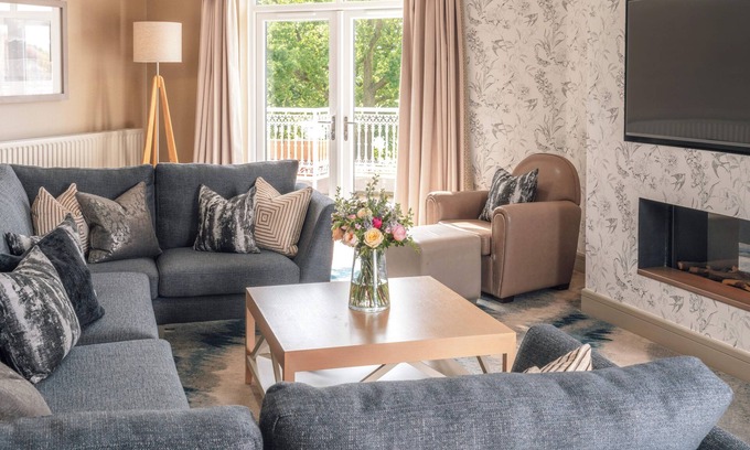 Wishaw Hotel | The Belfry