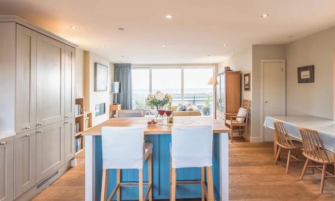 East of England Apartment | The Belvedere, stunning sea views in Aldeburgh