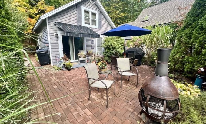 Ogunquit House | The Berwick Road Bungalow