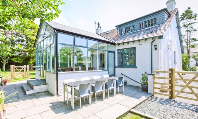 Cartmel Cottage | The best holiday cottage in Cartmel. Large garden, pet friendly, private parking