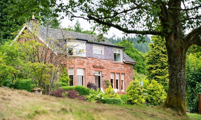 Aberfoyle Bed & Breakfast | The Bield