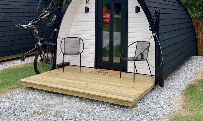 Bentonville Cabin | The Bike Inn #16, White River Cabin