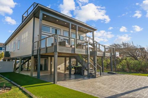 Long Beach House | The Black Pearl