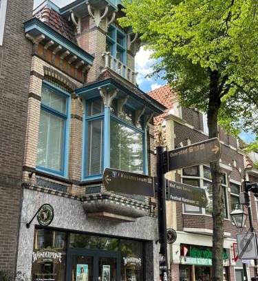 Alkmaar Apartment | The Blue House
