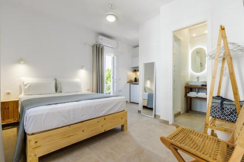 Skopelos House | The Botanist Guesthouse