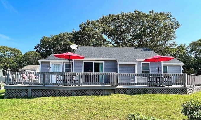 Hyannis Condo | The Breakwaters Hyannis - Your Home Away From Home! RPAM046