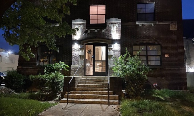 Downtown Columbus Apartment | The Broad Apt - Downtown - Pool Table Pet-friendly