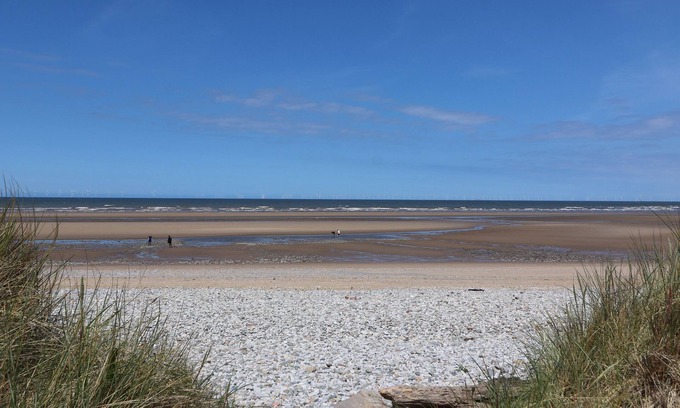 Towyn Cottage | THE BUNGALOW, pet friendly, character holiday cottage in Towyn