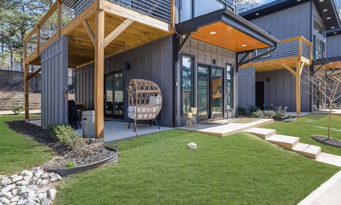 Red Oak Apartment | The Business Bungalow