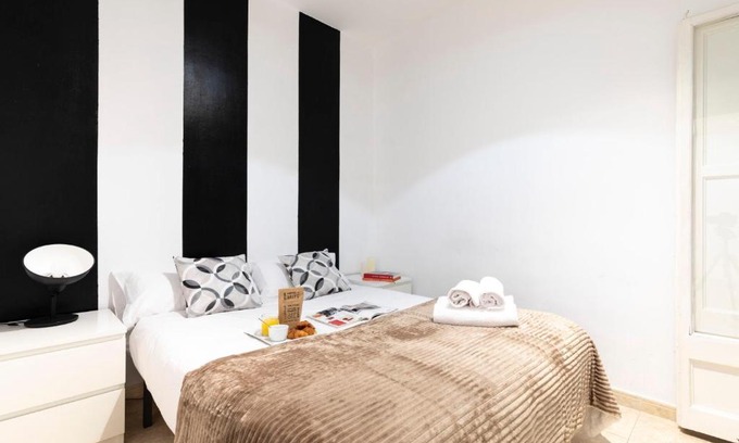 La Maternitat i Sant Ramon Apartment | The Camp Nou FCB Apartment