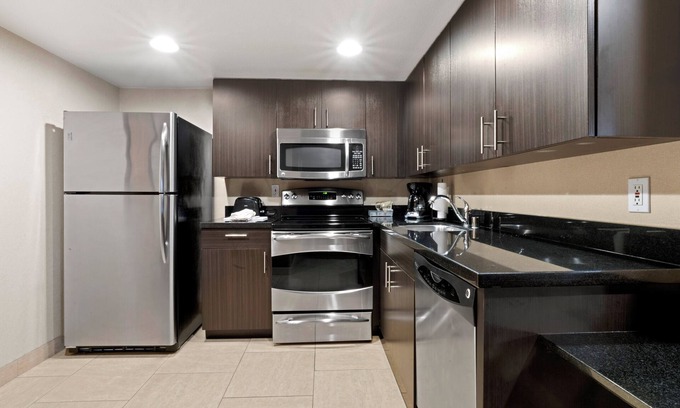 Las Vegas Hotel | The Carriage House