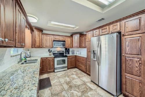 Cedar Creek House | The Cedar House