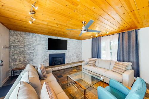 Kings Beach Ski Chalet | The Chalet at Kings Beach Unit 8