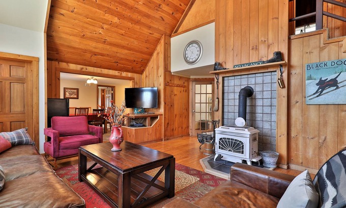 Killington Ski Chalet | The Chalet On West Park: Ski Chalet For Families, Close To Resort 5 Bedroom Chalet