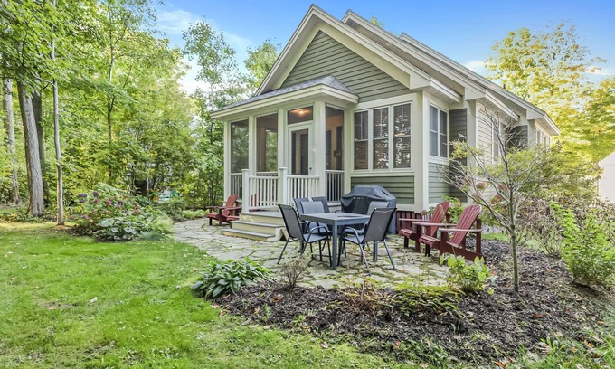 Cherry Valley House | The Chanterelle - 46 Hollow