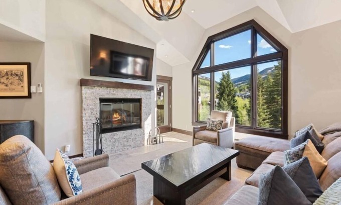 Beaver Creek Condo | The Charter at Beaver Creek B440