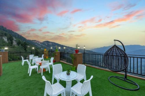 Fagu Hotel | The Charvi Hotels I Vacations I Conference I MICE I Family Events I Open Air Terrace I Sky Bonfire I Kufri by Exotic Stays