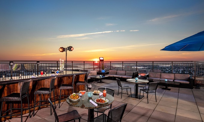 Atlantic City Hotel | The Claridge Hotel