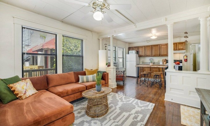 Fayetteville Apartment | The Clementine - Monthly Rental - Walk Everywhere!