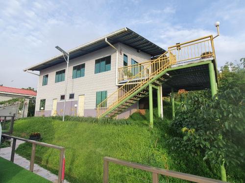 Kundasang Villa | THE CLOUD KINABALU- HOUSE