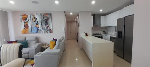 El Cabrero Apartment | The Clover Suite
