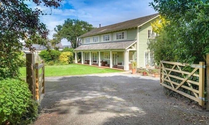 Abersoch Cottage | THE COACH HOUSE, pet friendly, character holiday cottage in Abersoch