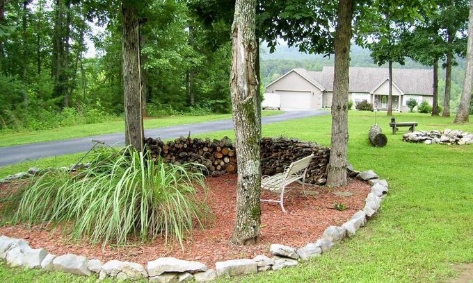 Sloans Valley House | The Colyer Retreat - Beautiful view, a movie theatre, and spacious
