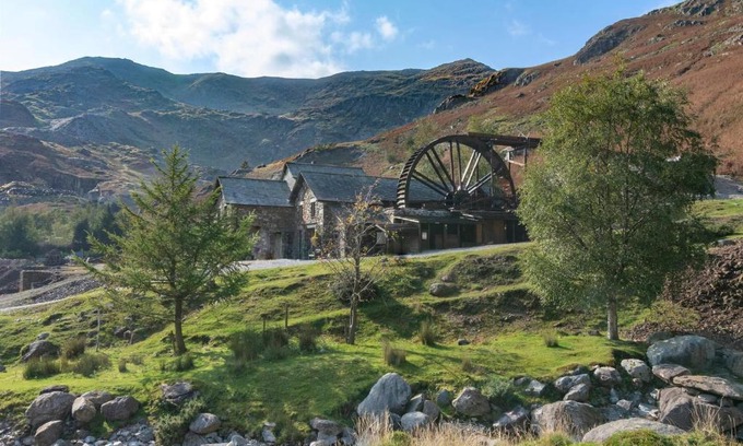 Coniston House | The Coppermines Mountain Cottages - Sawyers, Carpenters, Pelton Wheel, Sleeps 18