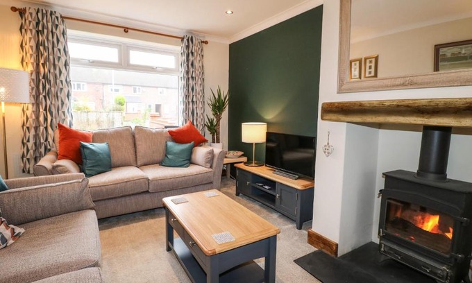 Rocester House | The Corner House